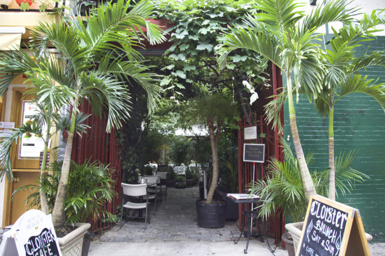 BEST HOOKAH BARS IN NEW YORK CITY Tapan Desai Travel